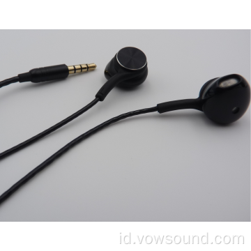 Earbud berkabel di Headphone Telinga dengan Mikrofon